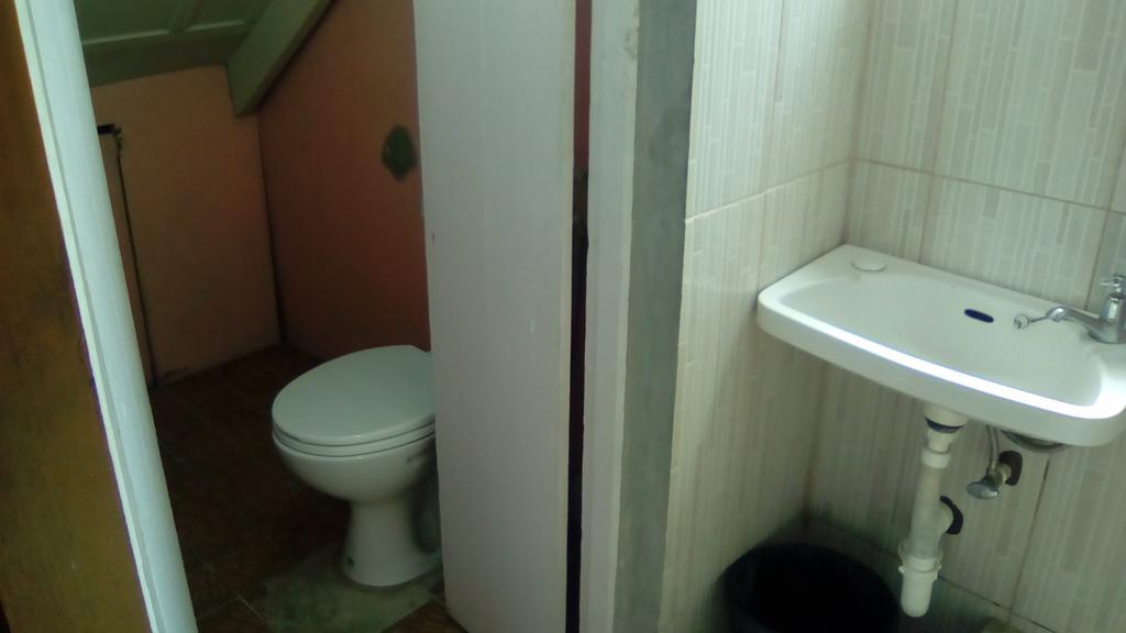 Robert'S Guest House Port of Spain Экстерьер фото